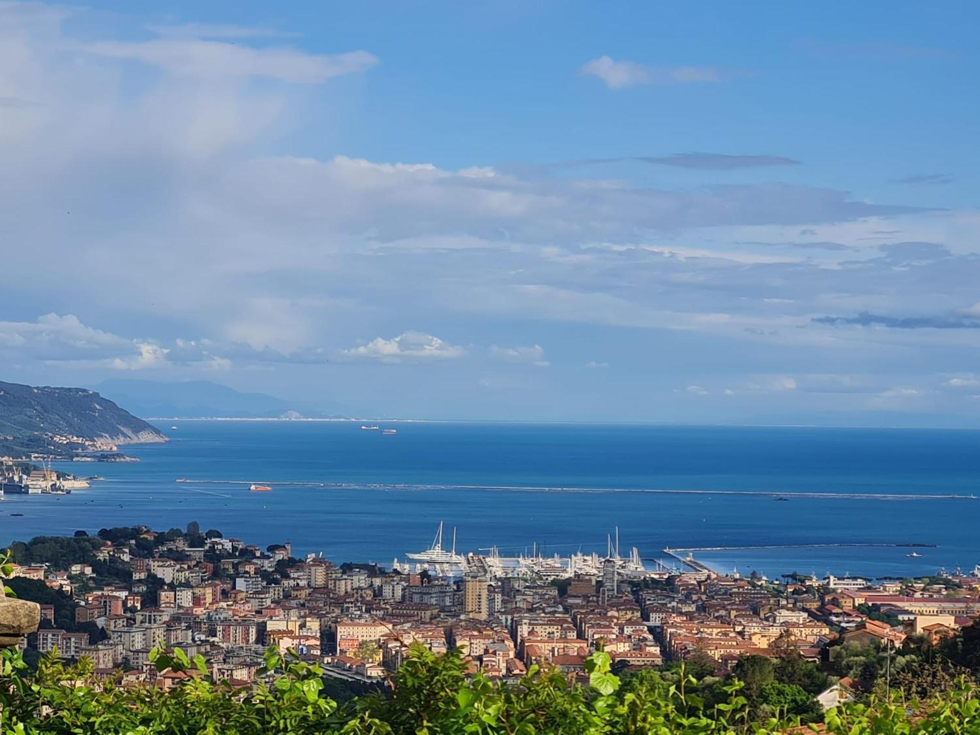 Appartamento D’oro e D’azzurro La Spezia Esterno foto